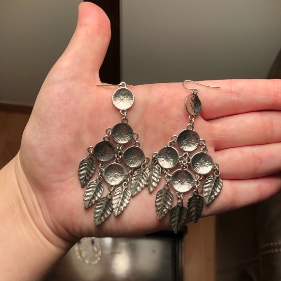 8 pair lot // STATEMENT hook dangle earrings // dressy // party // trendy - Picture 15 of 16